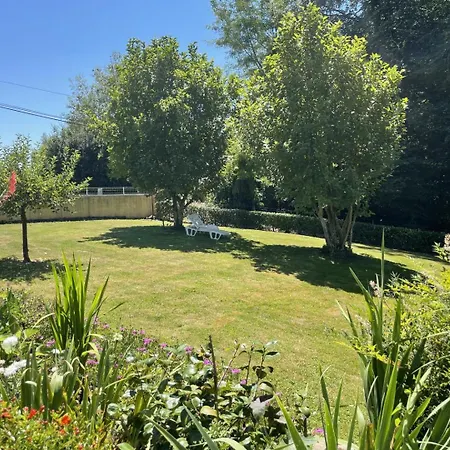 Jardin Fleuri Сasa de vacaciones Sus